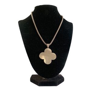 Milor Stainless Quatrefoil Pendant Necklace